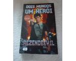 Livro Dois Mundos Um Her�i